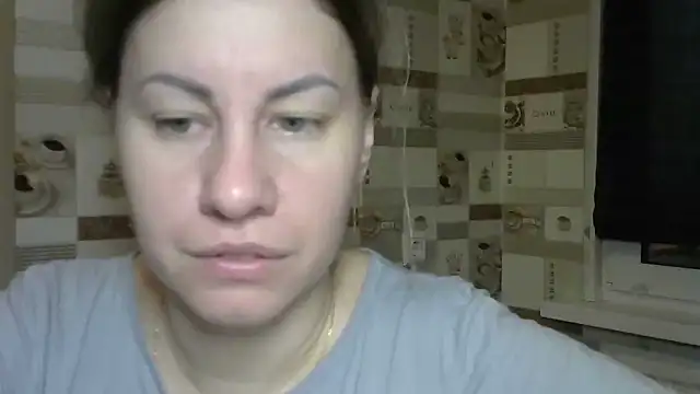 TherestlessKitty online show from 09/28/25, 06:19