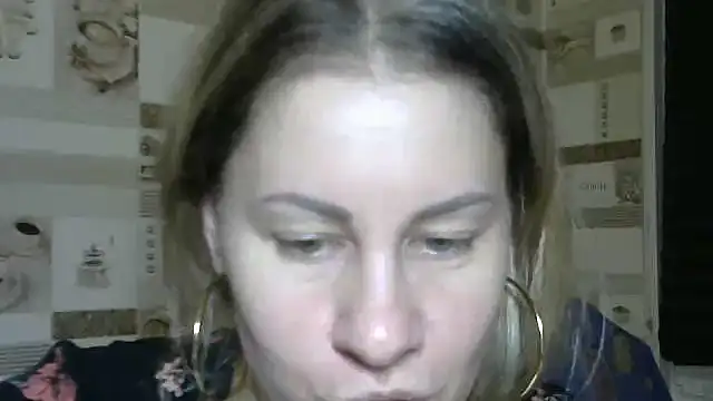 TherestlessKitty online show from 10/19/25, 10:21