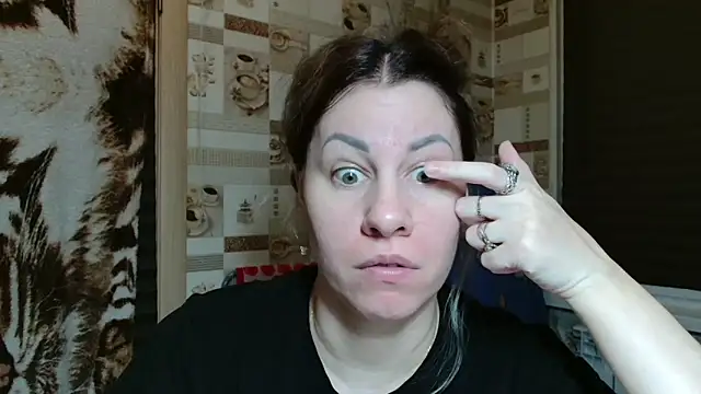 TherestlessKitty online show from 03/19/26, 10:14