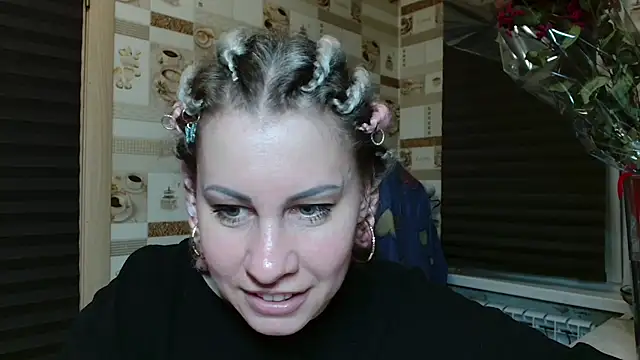 Snapshot of TherestlessKitty chatting on 05/10/26, 10:48 TherestlessKitty online show from 05/10/26, 10:48