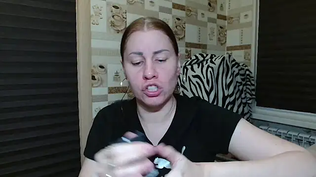 TherestlessKitty online show from 06/27/26, 10:15