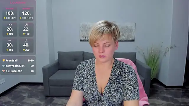 Julia Wilsone online show from 01/14/25, 05:01