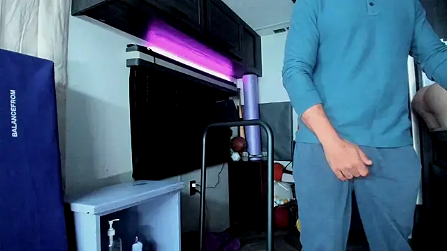 Snapshot of DirtyDrizzy chatting on 02/12/26, 11:27 DirtyDrizzy online show from 02/12/26, 11:27