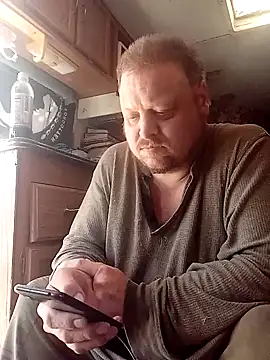 Snapshot of tjmacksjr chatting on 12/20/24, 07:17 tjmacksjr online show from 12/20/24, 07:17