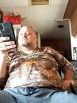 Snapshot of tjmacksjr chatting on 11/30/25, 06:56 tjmacksjr online show from 11/30/25, 06:56