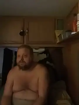 Snapshot of tjmacksjr chatting on 05/18/26, 04:24 tjmacksjr online show from 05/18/26, 04:24