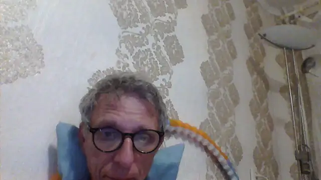 BobbyXRoyal online show from 08/06/26, 07:16