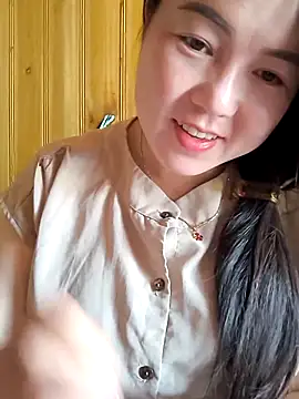Snapshot of Sweetlove_77 chatting on 09/28/25, 01:33 Sweetlove 77 online show from 09/28/25, 01:33