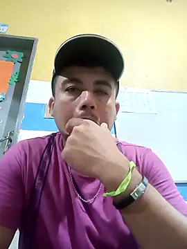 PIKAdePAU27 online show from 02/11/25, 04:01