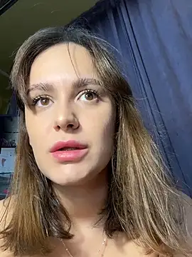 Snapshot of AllaTousNew chatting on 03/21/25, 12:18 AllaTousNew online show from 03/21/25, 12:18