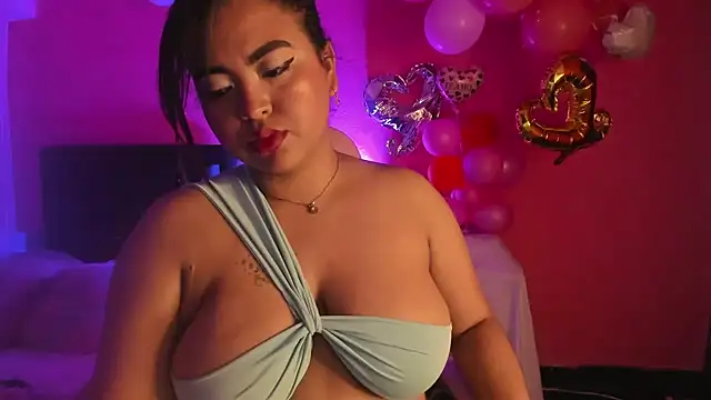 ivy roosx online show from 02/11/25, 11:33