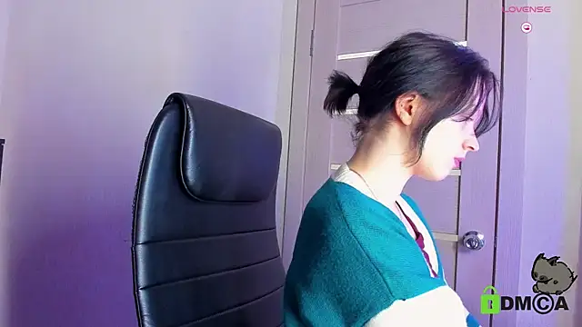 Alina Mills online show from 03/13/25, 03:39