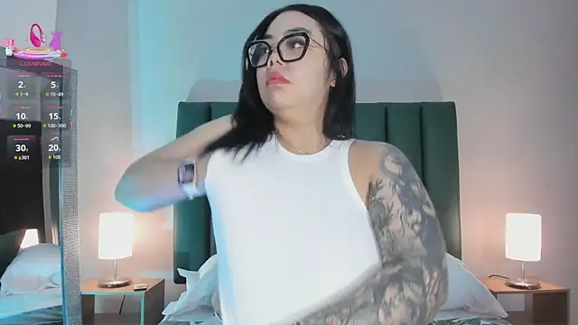 juicy led  online show from 02/27/26, 11:10