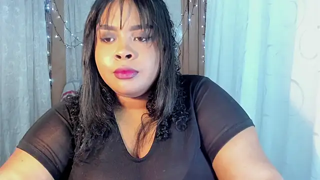 Snapshot of Ana_off_alana chatting on 05/15/26, 12:39 Ana off alana online show from 05/15/26, 12:39