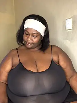 bustytitsxxx online show from 04/24/26, 05:43