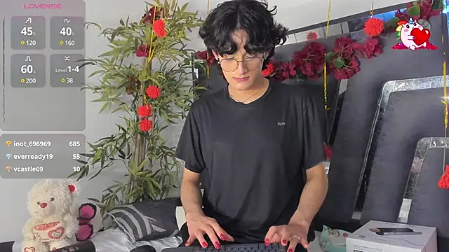 Black Rose2 online show from 02/16/25, 11:59