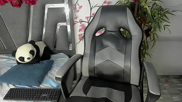 Black Rose2 online show from 10/09/25, 12:03