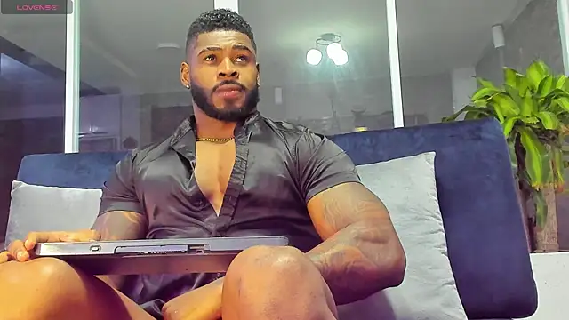 Makonneen online show from 12/18/24, 03:15