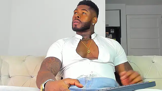 Makonneen online show from 10/24/25, 09:55