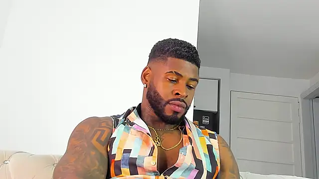 Makonneen online show from 11/18/25, 05:34