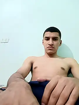 Snapshot of Rogersmit2 chatting on 11/12/25, 10:20 Rogersmit2 online show from 11/12/25, 10:20