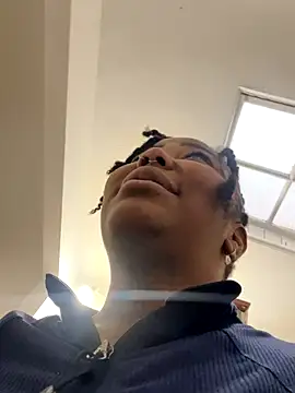 Snapshot of Goddess_Nafeesha chatting on 10/31/25, 06:20 Goddess Nafeesha online show from 10/31/25, 06:20