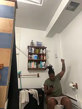 Snapshot of Goddess_Nafeesha chatting on 11/05/25, 05:46 Goddess Nafeesha online show from 11/05/25, 05:46