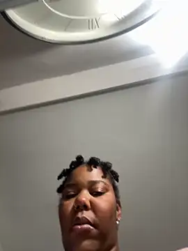 Snapshot of Goddess_Nafeesha chatting on 11/10/25, 06:29 Goddess Nafeesha online show from 11/10/25, 06:29