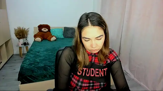 Alexa Dolly12 online show from 09/10/25, 06:13