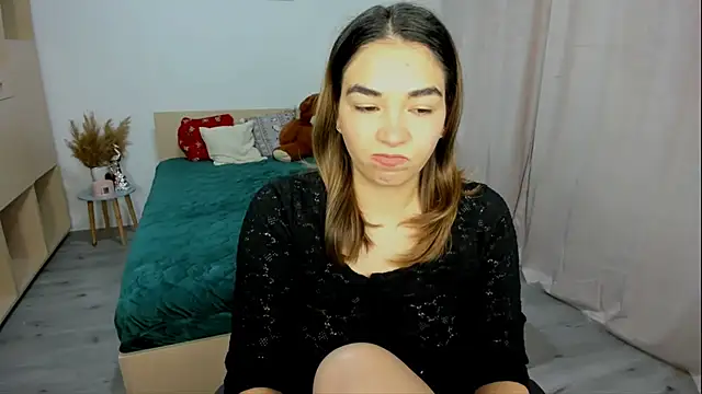 Alexa Dolly12 online show from 12/05/25, 06:33