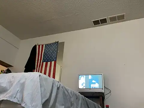 Snapshot of freakzmexx chatting on 02/20/25, 04:18 freakzmexx online show from 02/20/25, 04:18