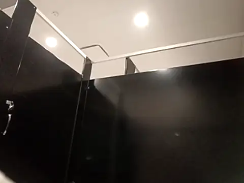 Snapshot of freakzmexx chatting on 02/05/26, 04:39 freakzmexx online show from 02/05/26, 04:39