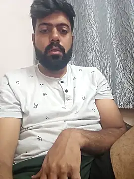 Snapshot of Hornie_small_Dick01 chatting on 09/15/25, 01:33 Hornie small Dick01 online show from 09/15/25, 01:33