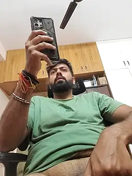 Snapshot of Hornie_small_Dick01 chatting on 09/27/25, 10:42 Hornie small Dick01 online show from 09/27/25, 10:42