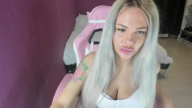 Lika8234 online show from 10/25/25, 08:58