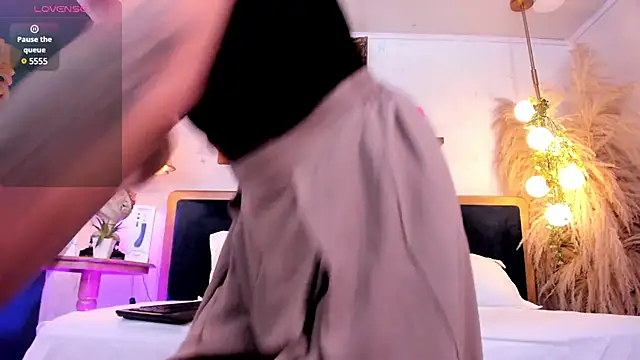 Alice milf  online show from 02/24/25, 11:21