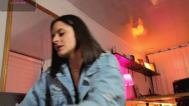 Alice milf  online show from 09/12/25, 11:10