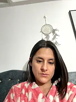 Alice milf  online show from 11/22/25, 10:36