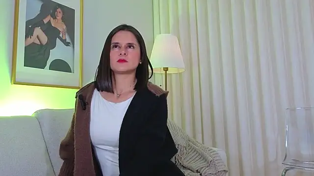 Alice milf  online show from 04/14/26, 12:00