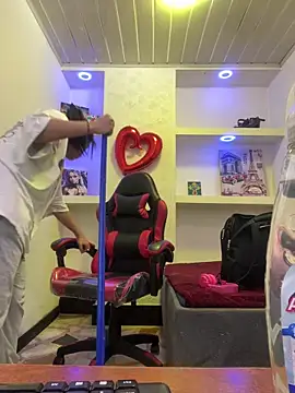  luna torres online show from 04/18/26, 01:37