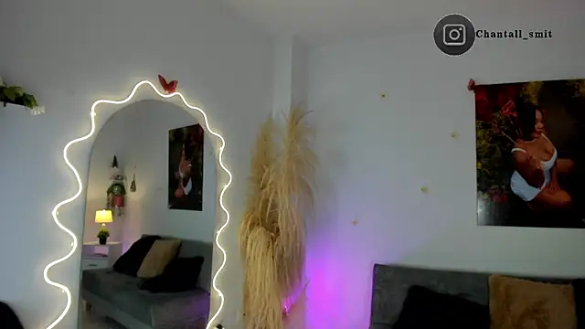 Snapshot of chantall_smith chatting on 11/20/25, 12:16 chantall smith online show from 11/20/25, 12:16