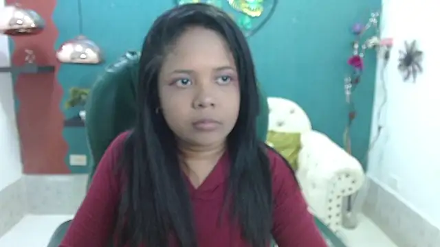 Snapshot of Melikasweetz chatting on 12/19/24, 05:18 Melikasweetz online show from 12/19/24, 05:18