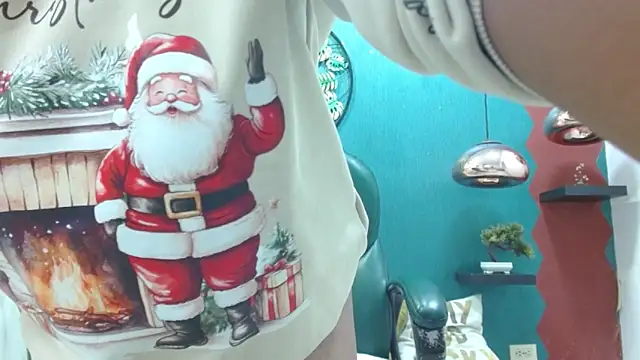 Snapshot of Melikasweetz chatting on 12/24/24, 08:49 Melikasweetz online show from 12/24/24, 08:49