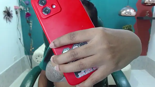 Snapshot of Melikasweetz chatting on 12/26/24, 05:30 Melikasweetz online show from 12/26/24, 05:30