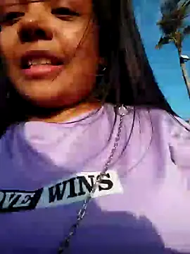 Snapshot of Melikasweetz chatting on 02/03/25, 10:00 Melikasweetz online show from 02/03/25, 10:00