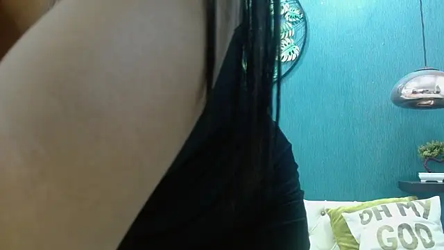 Snapshot of Melikasweetz chatting on 02/11/25, 08:52 Melikasweetz online show from 02/11/25, 08:52