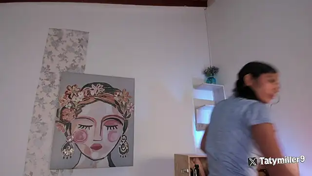 Snapshot of taty_miller chatting on 01/17/25, 08:22 taty miller online show from 01/17/25, 08:22