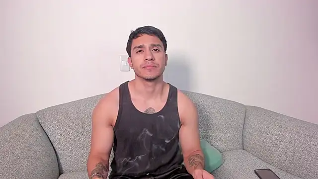 Snapshot of JayMarcos_ chatting on 01/14/25, 01:47 JayMarcos online show from 01/14/25, 01:47