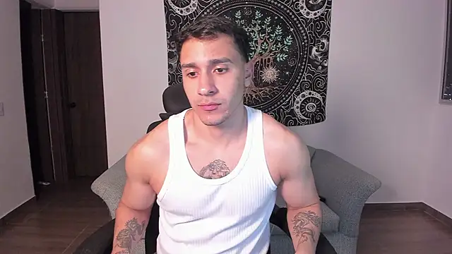 Snapshot of JayMarcos_ chatting on 01/19/25, 11:43 JayMarcos online show from 01/19/25, 11:43