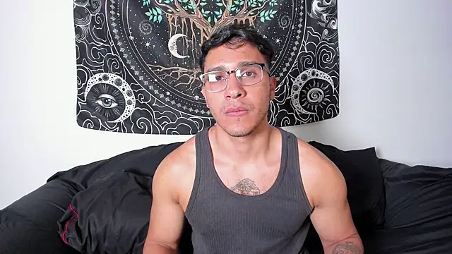 Snapshot of JayMarcos_ chatting on 10/13/25, 04:23 JayMarcos online show from 10/13/25, 04:23